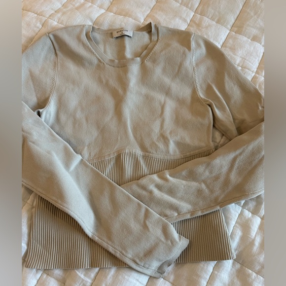 NWOT Aritzia Babaton Sculpt Knit Empire Longsleeve l M - Picture 6 of 10